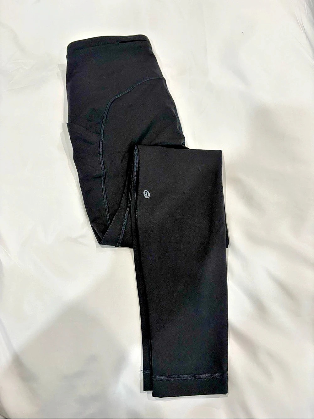 lululemon Swift Speed High-Rise Tight 28" Black Leggings Size 6